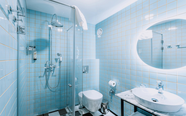 Bathroom · Tbilisi — photo 30