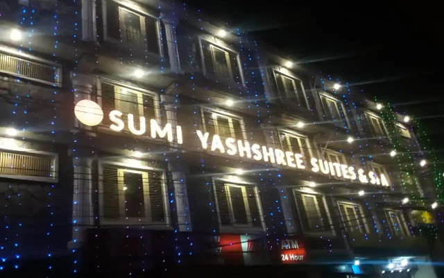 Отель Sumi Yashshree Suites & Spa