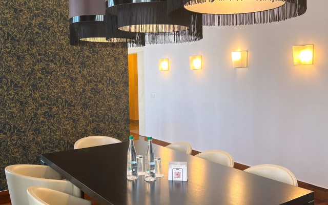 Апарт-отель Mamaison All-Suites Spa Pokrovka Moscow