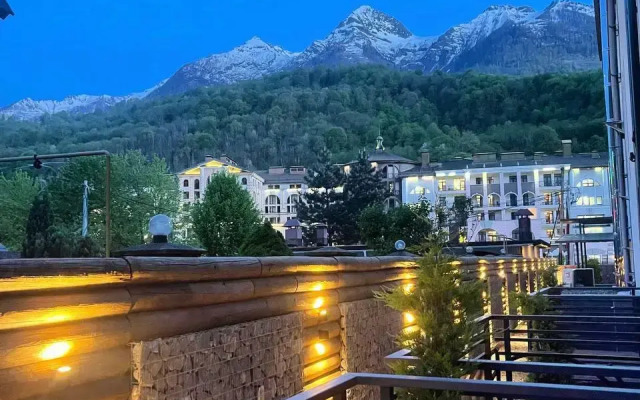 Апартаменты Blanc Hill апартамент в самом центре Красной Поляны