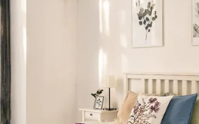 Апартаменты Flat in modern Provence
