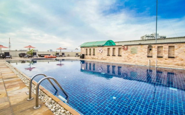 Отель Nova Suites Pattaya by Compass Hospitality