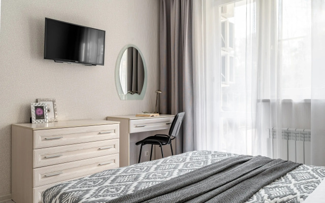 Апартаменты Дом у Дендрария Red apartments Сальвия