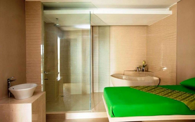 Отель Nemuru Grand Bellevue Radio Dalam