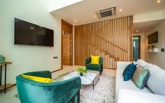 Вилла Teak 5 bed luxurious pool villa 117