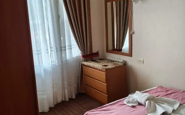 Guest rooms · Tbilisi — photo 13