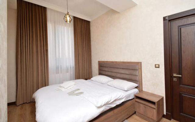 Апартаменты Perte House on Mikoyan 64\3 Street