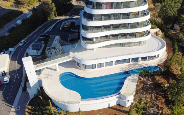 Апарт-отель Skyline Resort