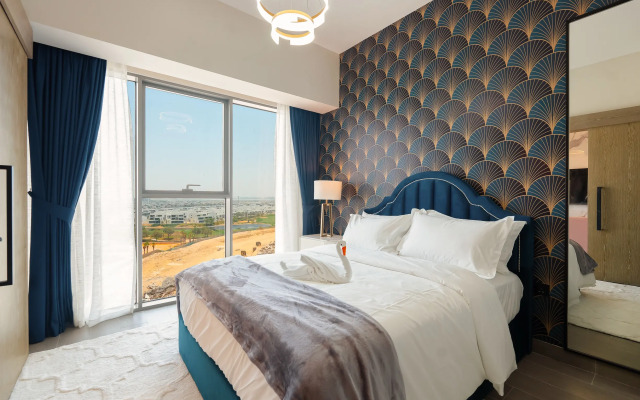 Апартаменты KeyRock Living | Golf Gate Apt with Pool Access