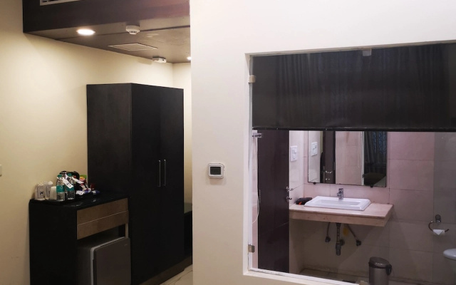 Отель PK Residency