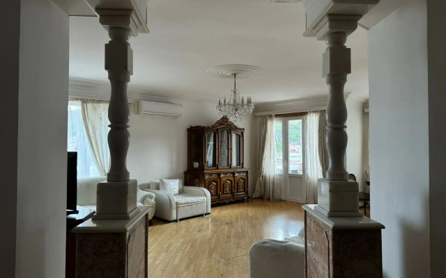 Guest rooms · Tbilisi — photo 17
