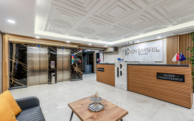 Отель Roys Hotel & Suites