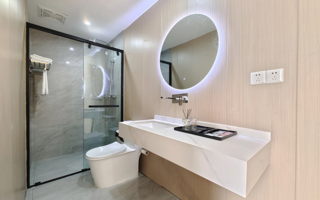 Апарт-отель Not too late B&B