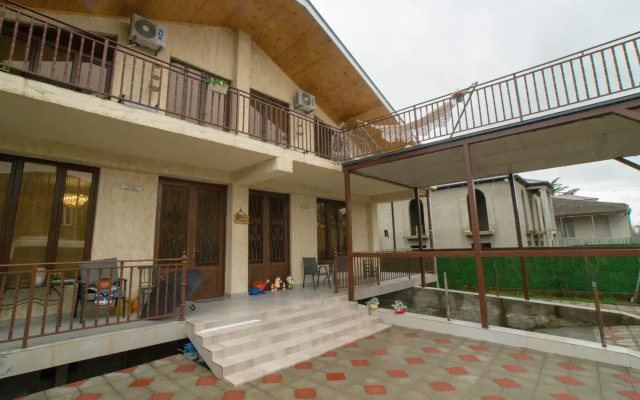 Hotel exterior · Tskaltubo — photo 1