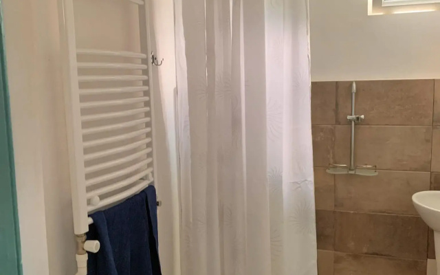 Bathroom · Telavi — photo 34
