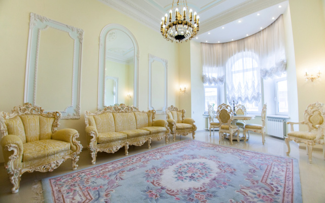 Bolshaya Konyushennaya 3 Apartments