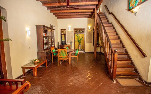 Villa South Point Abbey 4 bedroom beach front