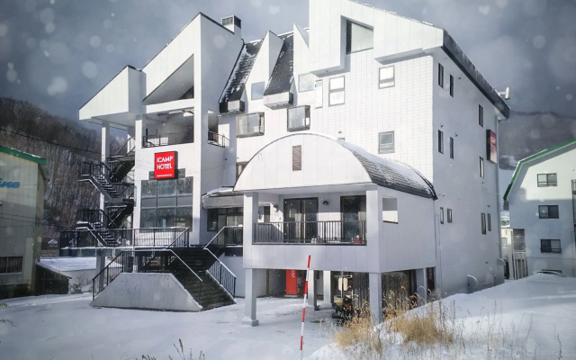 hotelImage