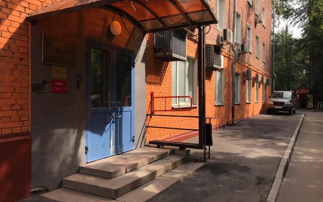 Гостиница Хостел Рус Окружная в Москве 1 отзыв об отеле, цены и фото номеров - забронировать гостиницу Хостел Рус Окружная онлайн Москва вид на фасад