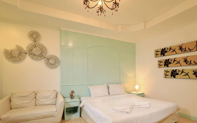 Gorgeous Boutique Room
