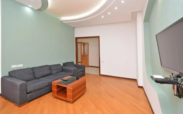 Квартира 3-комн. в новостройке, улица Арама, DI6413