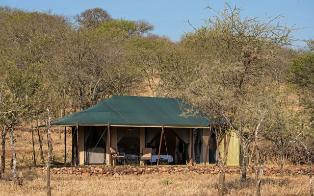 Отель Ole Serai Luxury Camp