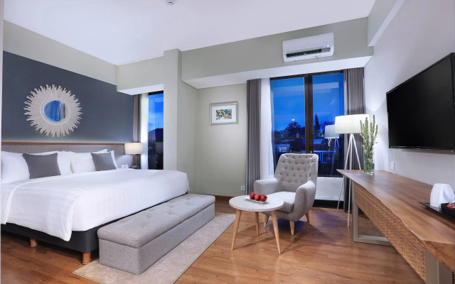 Отель Aston Inn Batu - Malang