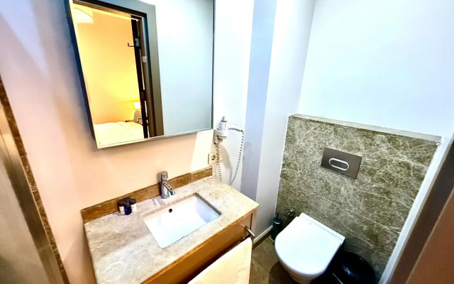 Отель Beyoğlu Suites