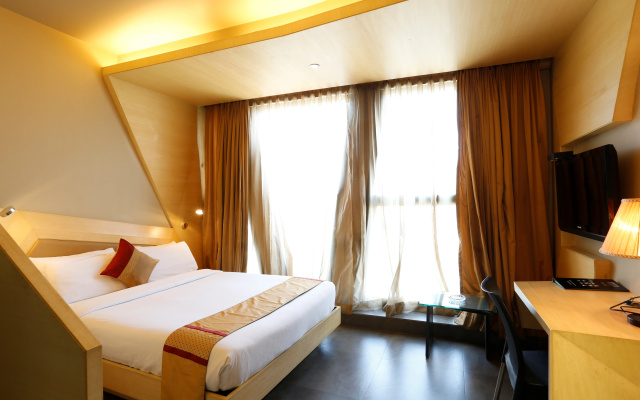 Отель Dragonfly - The Art Hotel