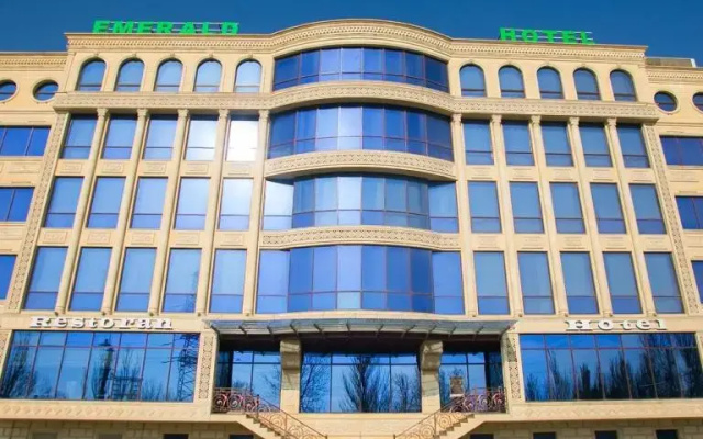 Отель Emerald Baku