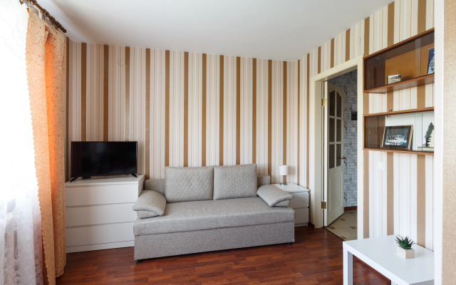 Апартаменты Белые ночи у ТРЦ Остров