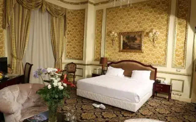 Отель Windsor Palace Luxury Heritage Hotel Since 1906