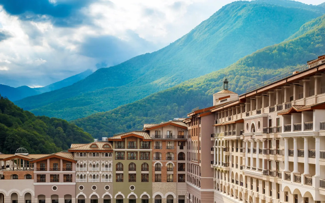 Отель Marriott Krasnaya Polyana