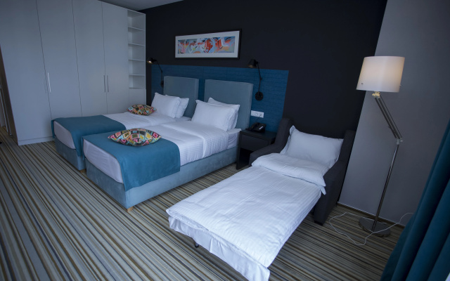 Guest rooms · Batumi — photo 16