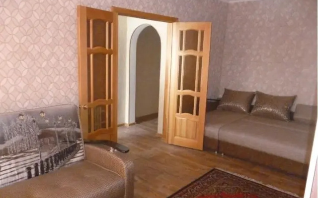 Апартаменты однокомнатные Привокзальная площадь 1