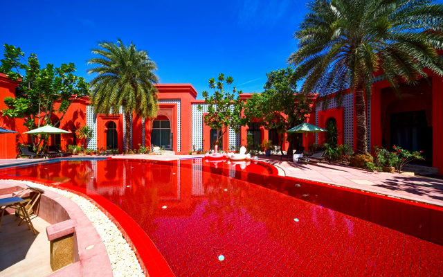 Курортный отель The Kiri Villas Resort