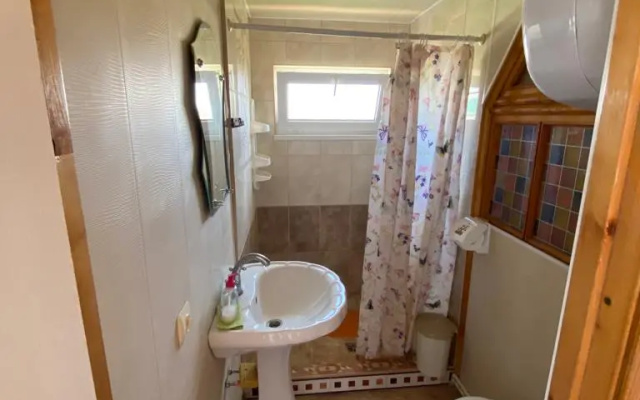 Otdykh U Chereshni Guest House