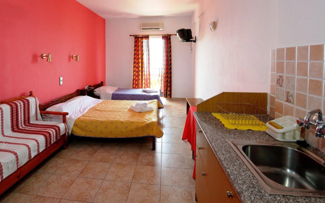 Отель Pharos Rooms