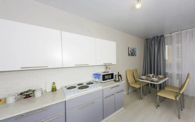 Апартаменты Hotel Home на Проспекте Ленина 140