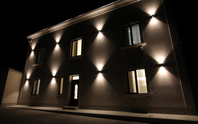 Отель Louvre Home
