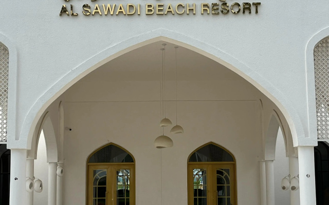 Курортный отель Al Sawadi Beach Resort & Spa