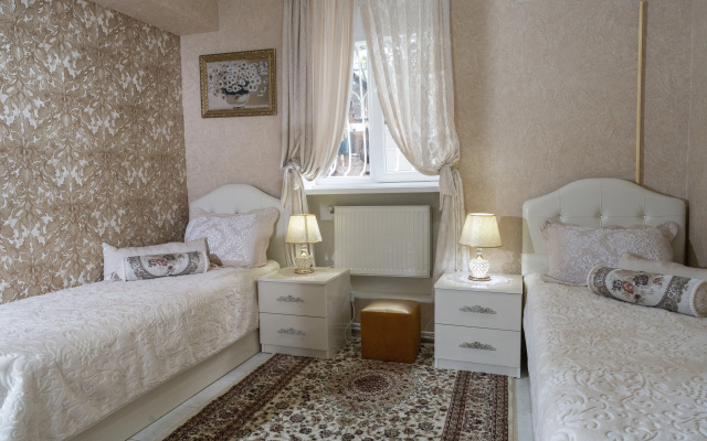 Guest rooms · Tbilisi — photo 35
