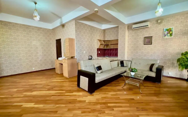 Отель Nur-2