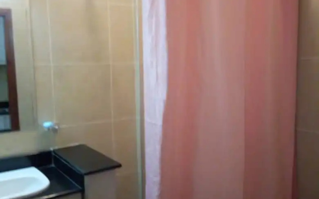 Апартаменты West Suites