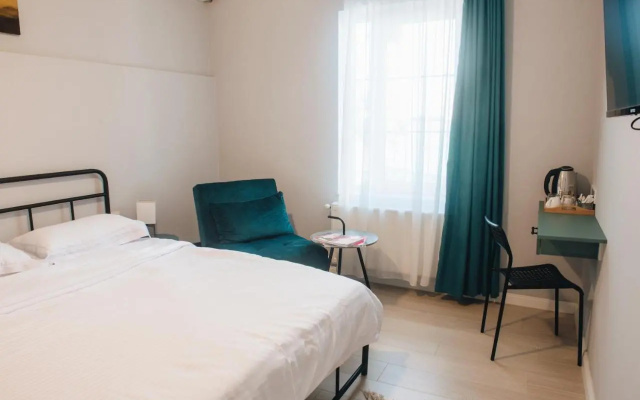Guest rooms · Tbilisi — photo 13