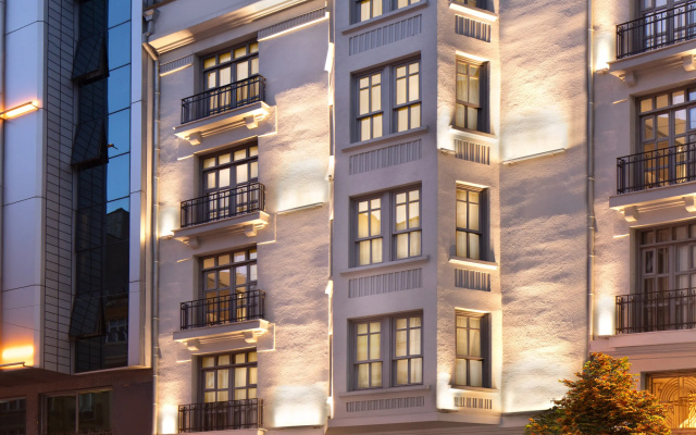 Ess Hotel