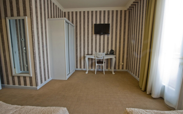 Classic Twin room (twin beds) · Old Kopala & Kopala Blue — photo 4