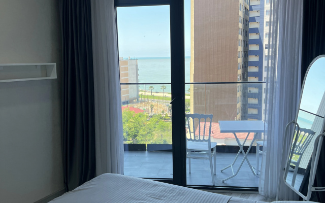Guest rooms · Batumi — photo 24