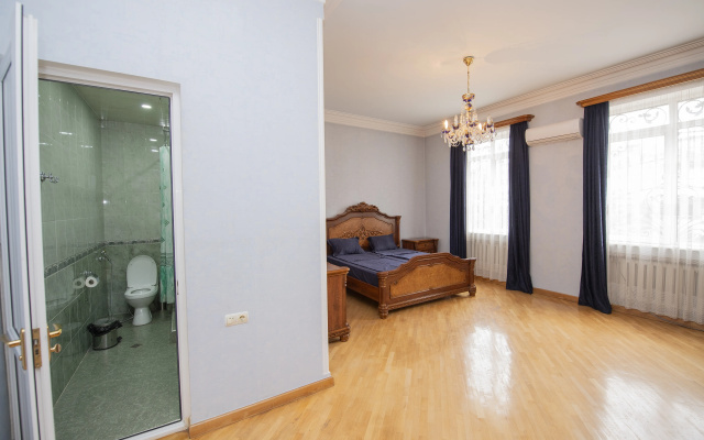 Guest rooms · Tbilisi — photo 12