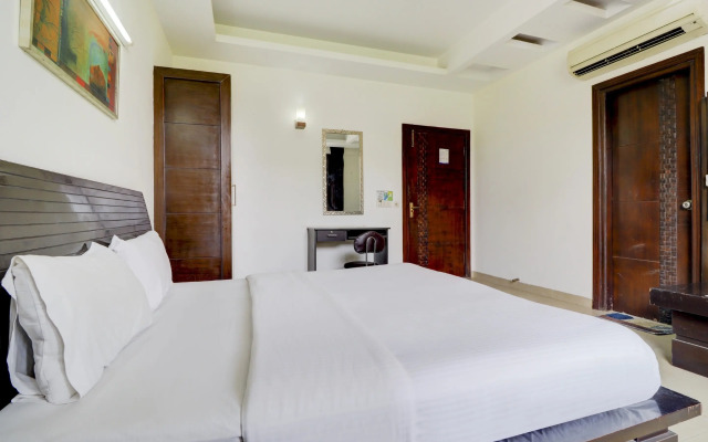 Отель Green Wood By Dreamz Hospitality